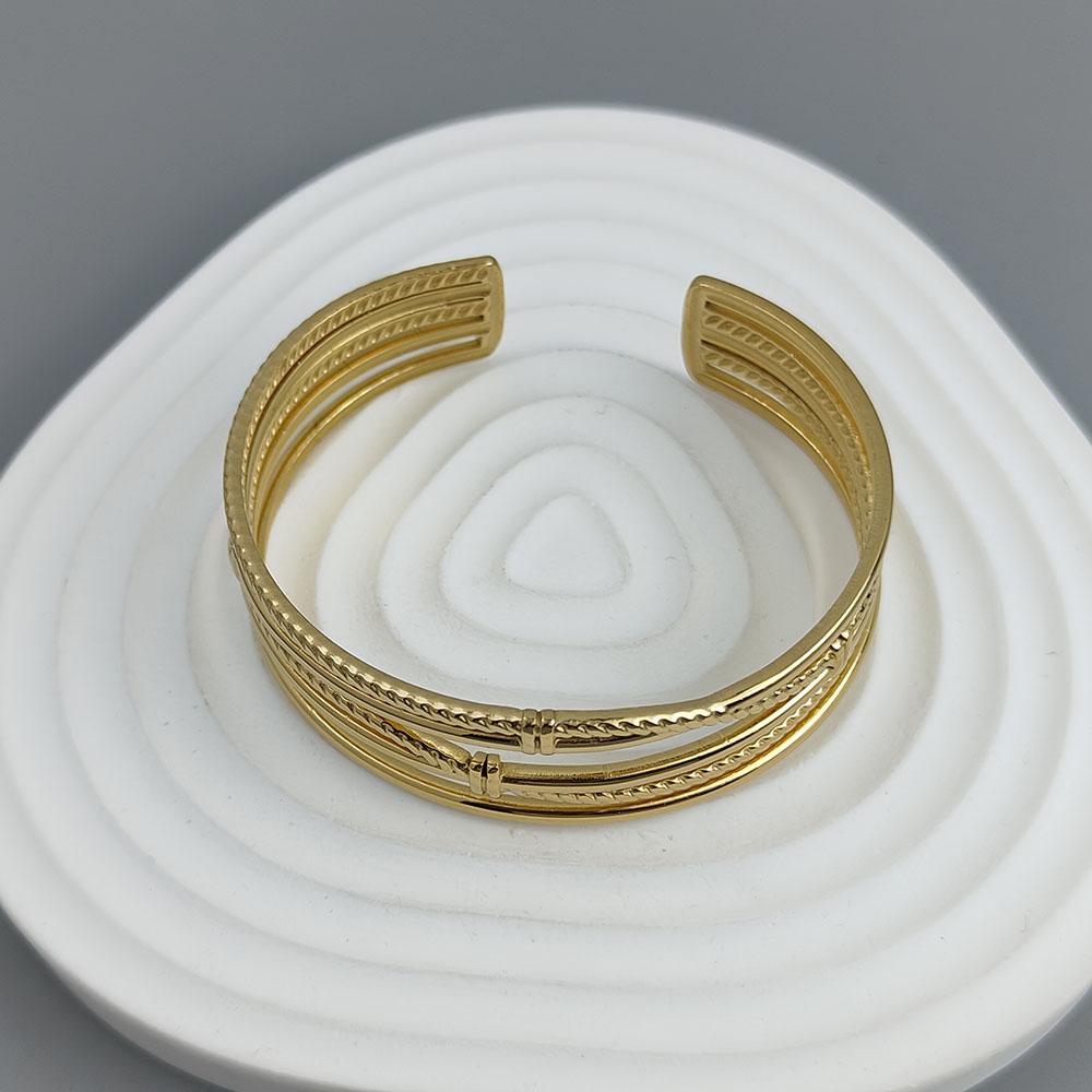 Charming Gold-plated 18K Stainless Steel Wire Women's Bracelet, High-quality Waterproof Jewelry, Wedding Team Gift