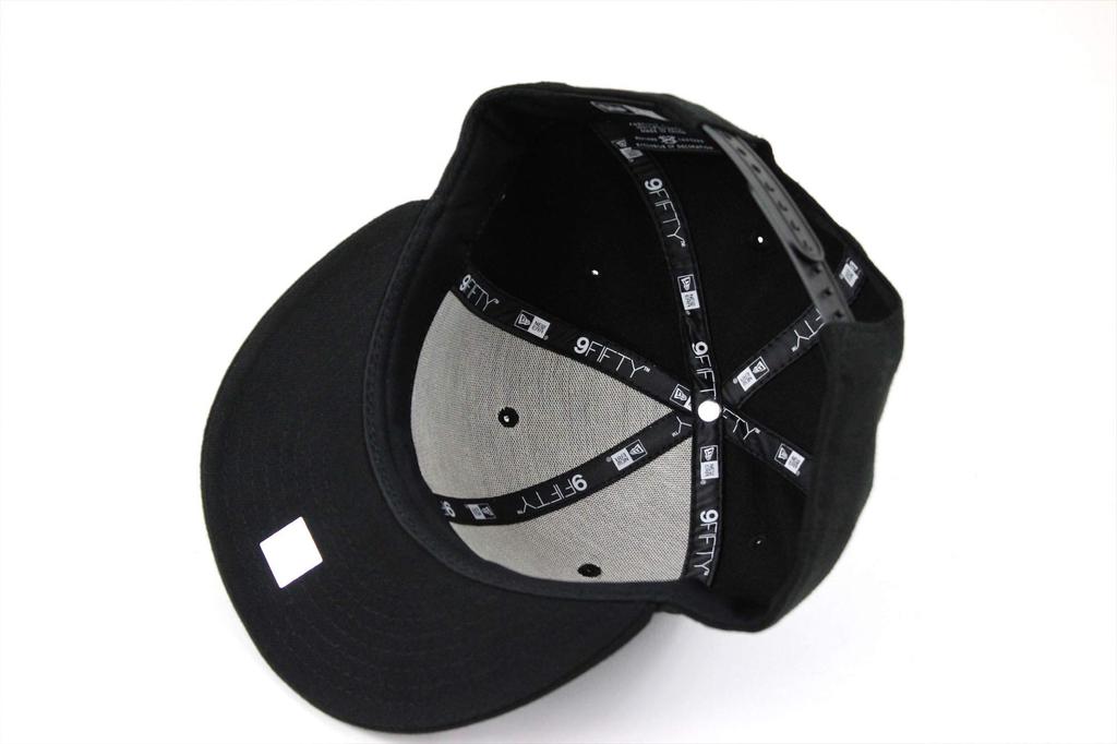 New Era Кепка 9FIFTY Snapback Черная НБА Восточная Кливленд Кавальерс, и Белая, Конференция,