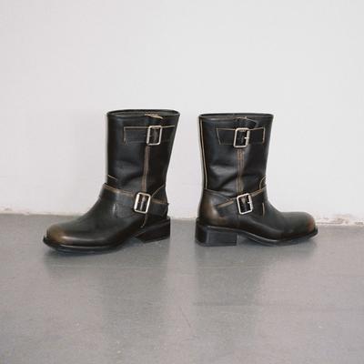 Ретро Зимние Женские Байкерские Ботинки Пряжка на Ремне Женские Элегантные Плоские Ботильоны на Платформе Повседневные Женские Рыцарские Ботильоны