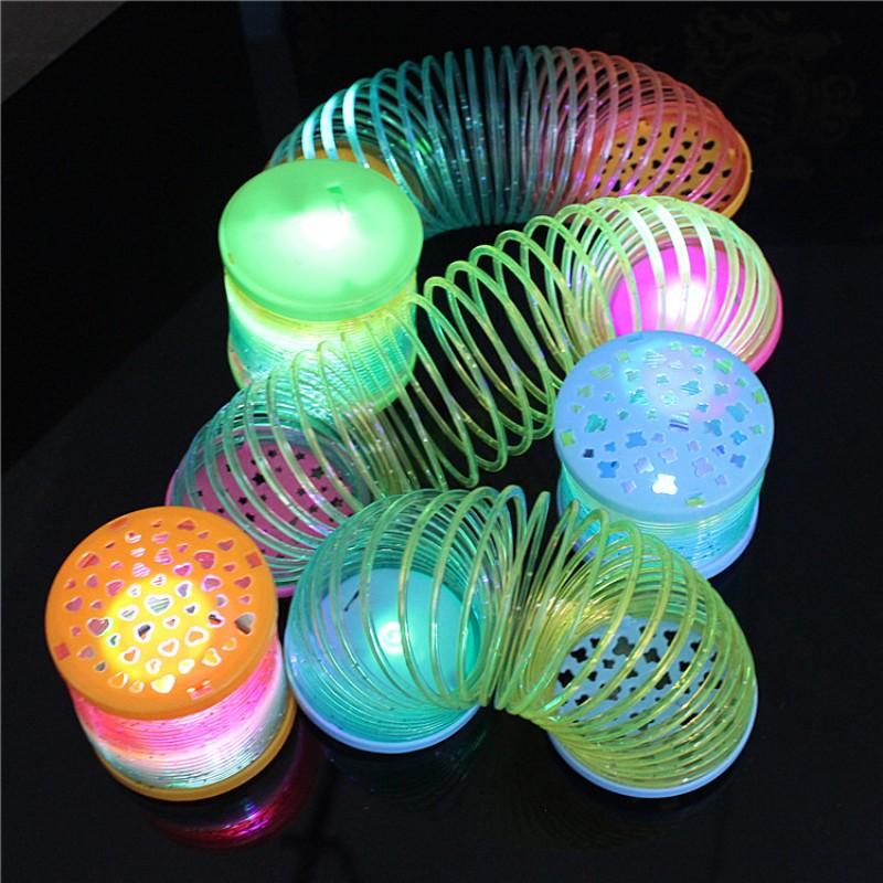 Яркое красочное волшебное радужное весеннее кольцо со светящимся светодиодом, 1 шт., классические игрушки, детские креативные игрушки, случайный цвет, ручная работа