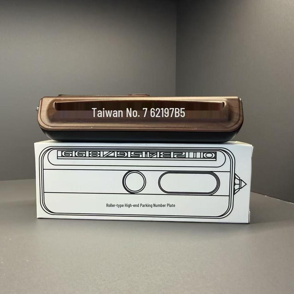 Складной вращающийся держатель для телефона в машину 2-в-1 с номерным знаком