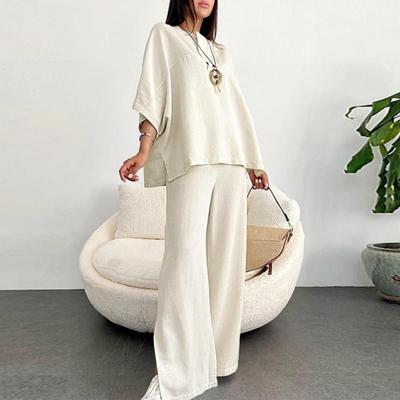 Женский костюм-двойка: пуловер оверсайз с рукавом 3/4 и брюки с широкими штанинами. Осенний повседневный свободный комплект для отдыха