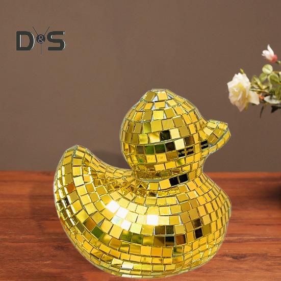 Зеркало Диско Плитка Фигурка Утки Маленькая Утка Статуя Скульптура животного Домашний офис Книжная полка Украшение рабочего стола Орнамент Рождественский подарок