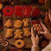 Товары для выпечки в подарок Рождественская ручная форма для пирогов, Пластиковые формочки для теста и печенья, Аккуратно вырезающие штампы для праздничных угощений DIY