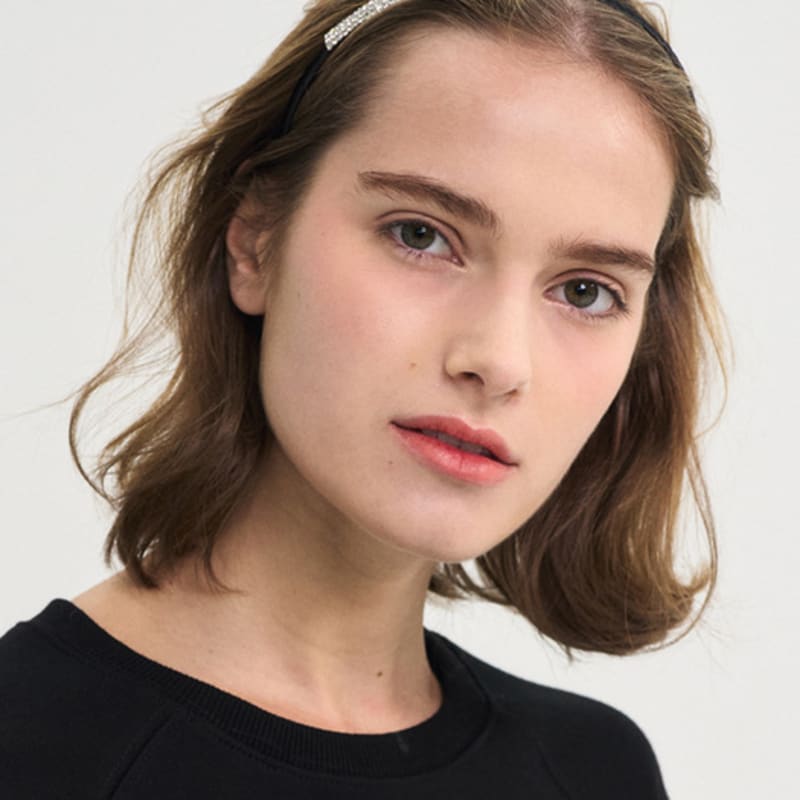 ИЗВИНИТЕ СЛИШКОМ МНОГО ЛЮБВИ Квадратный Серебристый Драгоценный Ободок для Волос_Черный