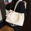 Large Capacity Niche Portable Tote Bag Women'S Trend Versatile Premium Texture Shoulder Messenger Bag