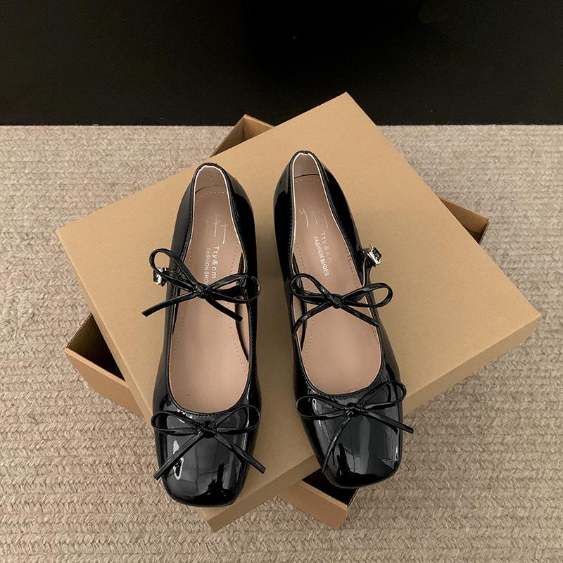 Серебряный темперамент французские ретро туфли на высоком каблуке женские кожаные туфли 2025 года новые весенние туфли Мэри Джейн увеличивающие рост с бантом