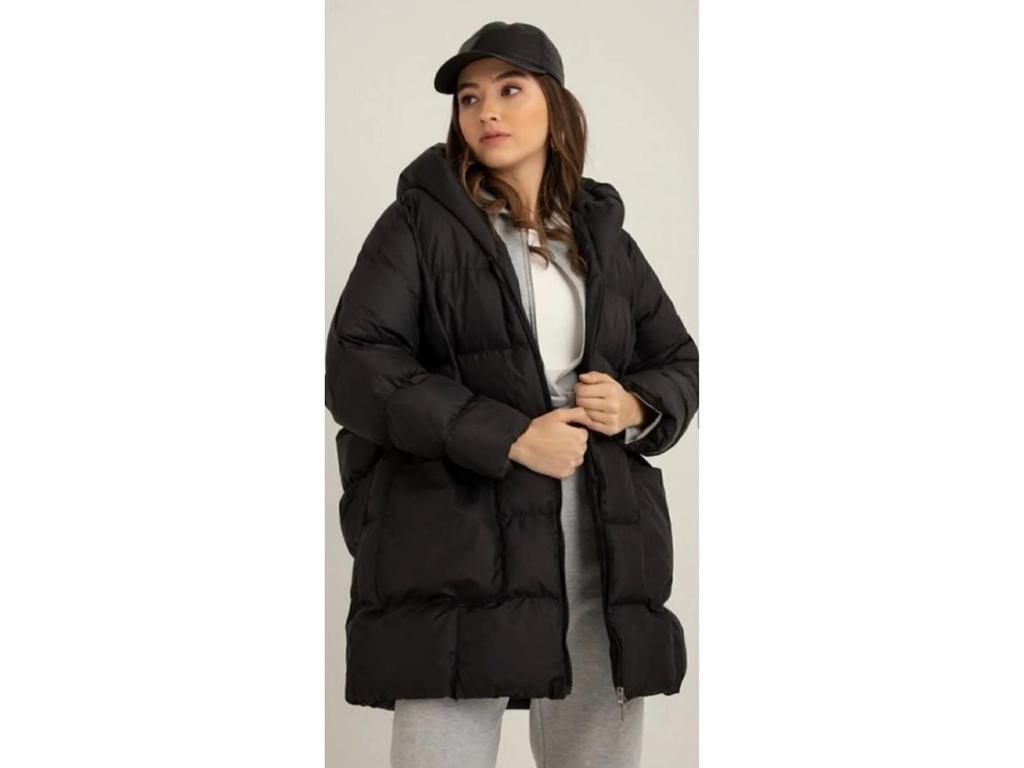 Женская куртка-пуховик оверсайз стандартного размера