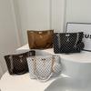 High-value Large Capacity Bag Retro Tote Bag for Women New Light Luxury Niche Chain One-shoulder Tote Bag