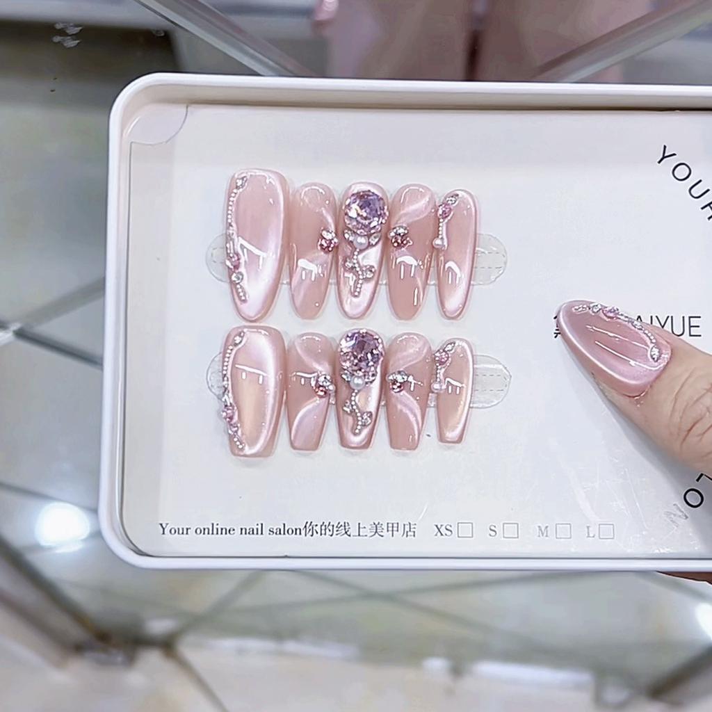 Ручная работа Armor Rose Church Трехмерный розовый бриллиантовый светлый чеканка в стиле кошачий глаз Высококачественная наклейка для маникюра с чистым темпераментом