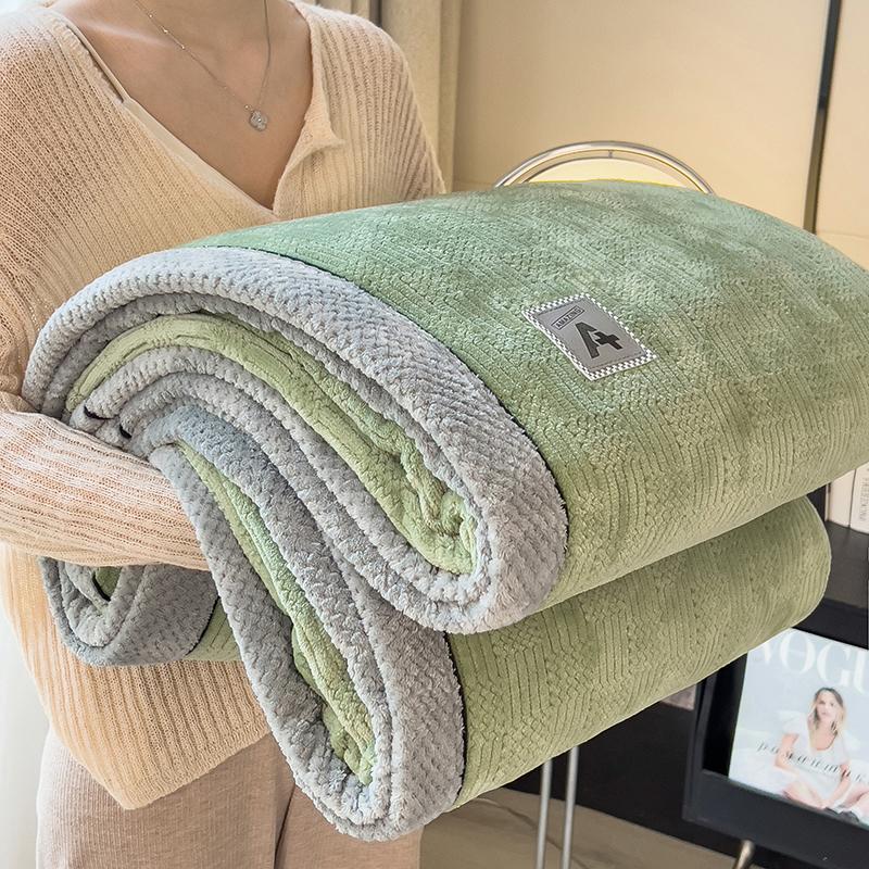 Белый вязаный бархатный плед Мягкий, приятный к коже, теплый флисовый плед Всесезонное многофункциональное стеганое одеяло для сна, дивана