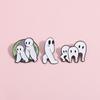 Cute And Playful White Ghost Cartoon Brooch Unisex Design Perfect For Fashion And Gifts