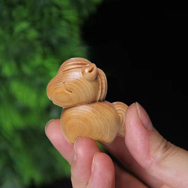 Фигурка лошади ручной работы из резного дерева 2026 год Зодиака статуэтка лошади толстая лошадь приносит удачу домой и в офис и декор для офиса