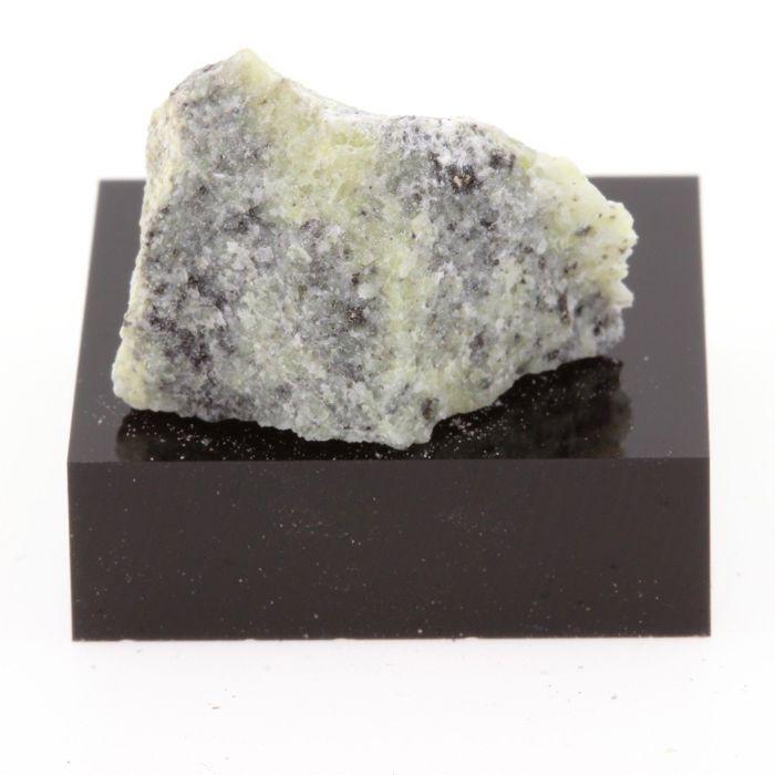 Hendricksite 30.6 carats