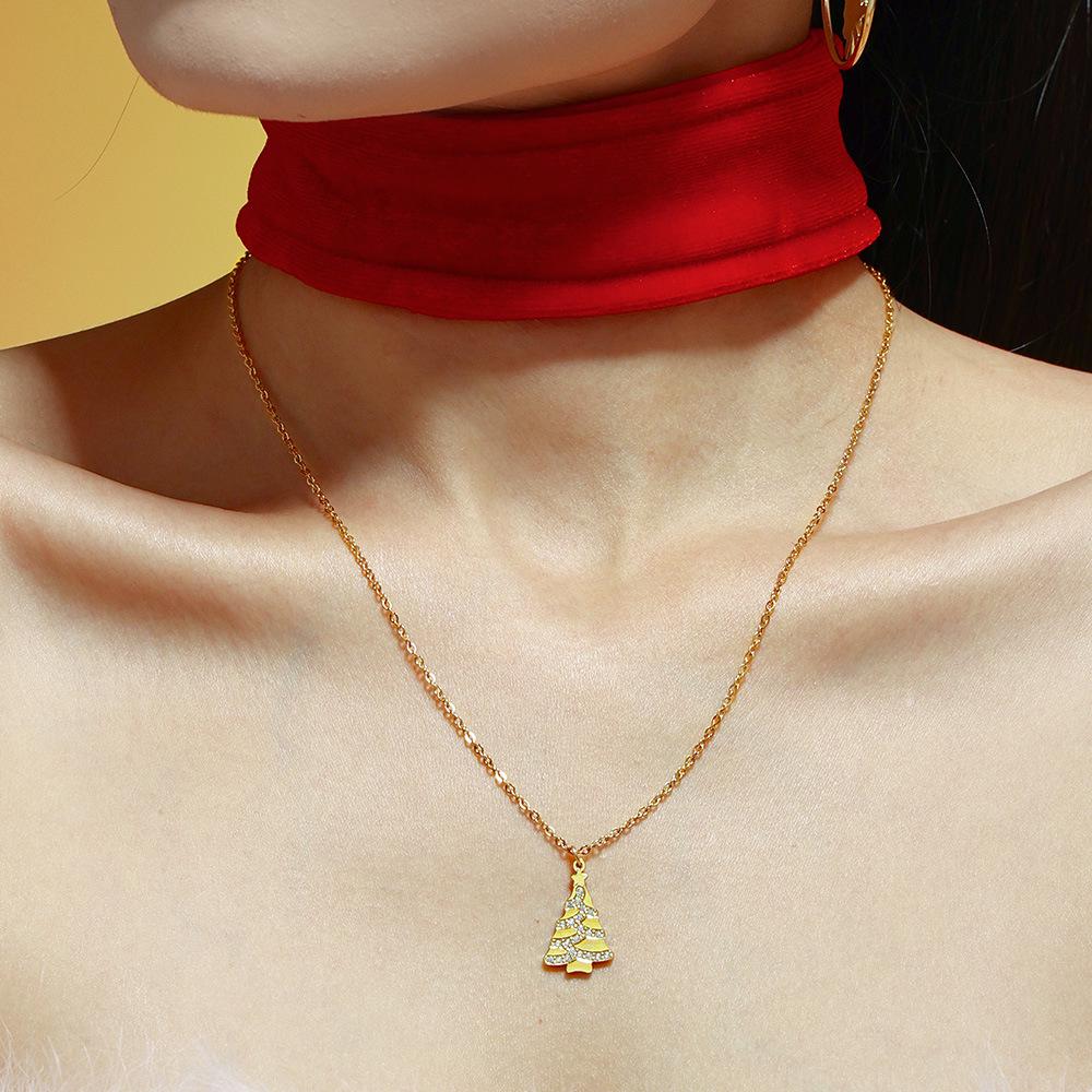 Gold-Plated Sugar Cube Christmas Tree Pendant Necklace with Zircon Inlay - Romantic Gift for Girlfriend