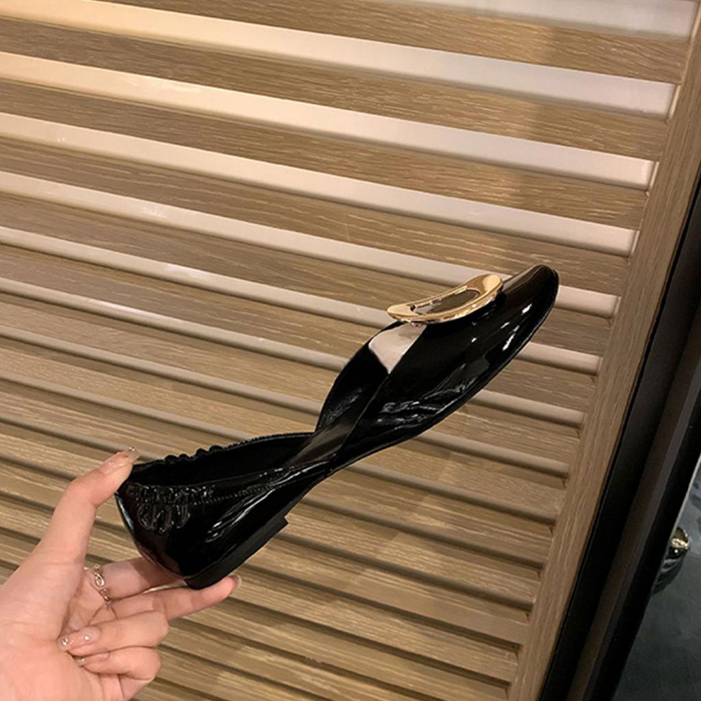 [Женская обувь источник Litong] офисная леди~ чипсы квадратная пряжка плиссированные полые плоские одинарные туфли женские туфли бабушки