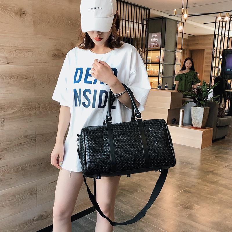 Водонепроницаемая легкая дорожная сумка кроссбоди для мужчин и женщин