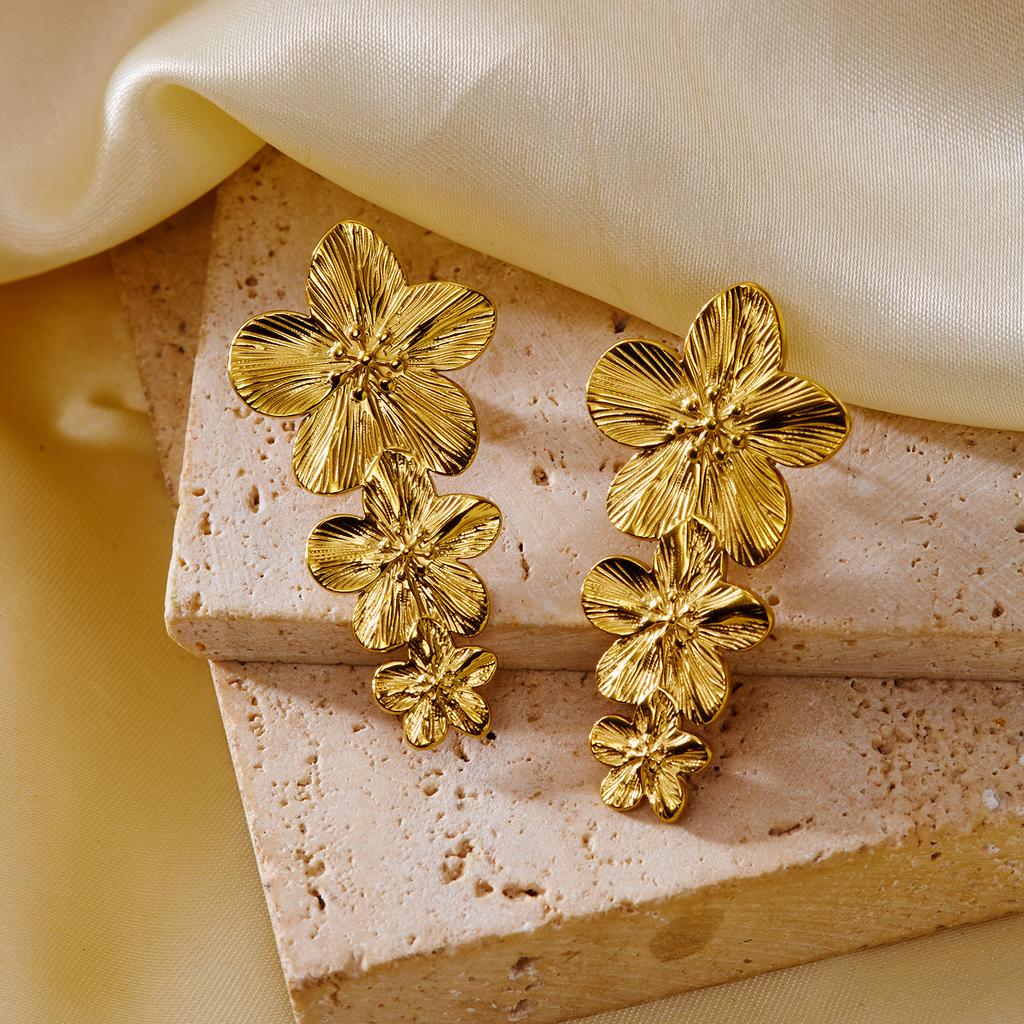 Elegant Triple Flower Drop Earrings for Women Gold Color Floral Dangle Statement Jewelry for Wedding Guest Bridesmaid Party