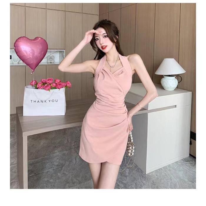 Hong Kong style sexy neck-wrapped hip skirt summer pure desire spice girl halter pleated short skirt design dress