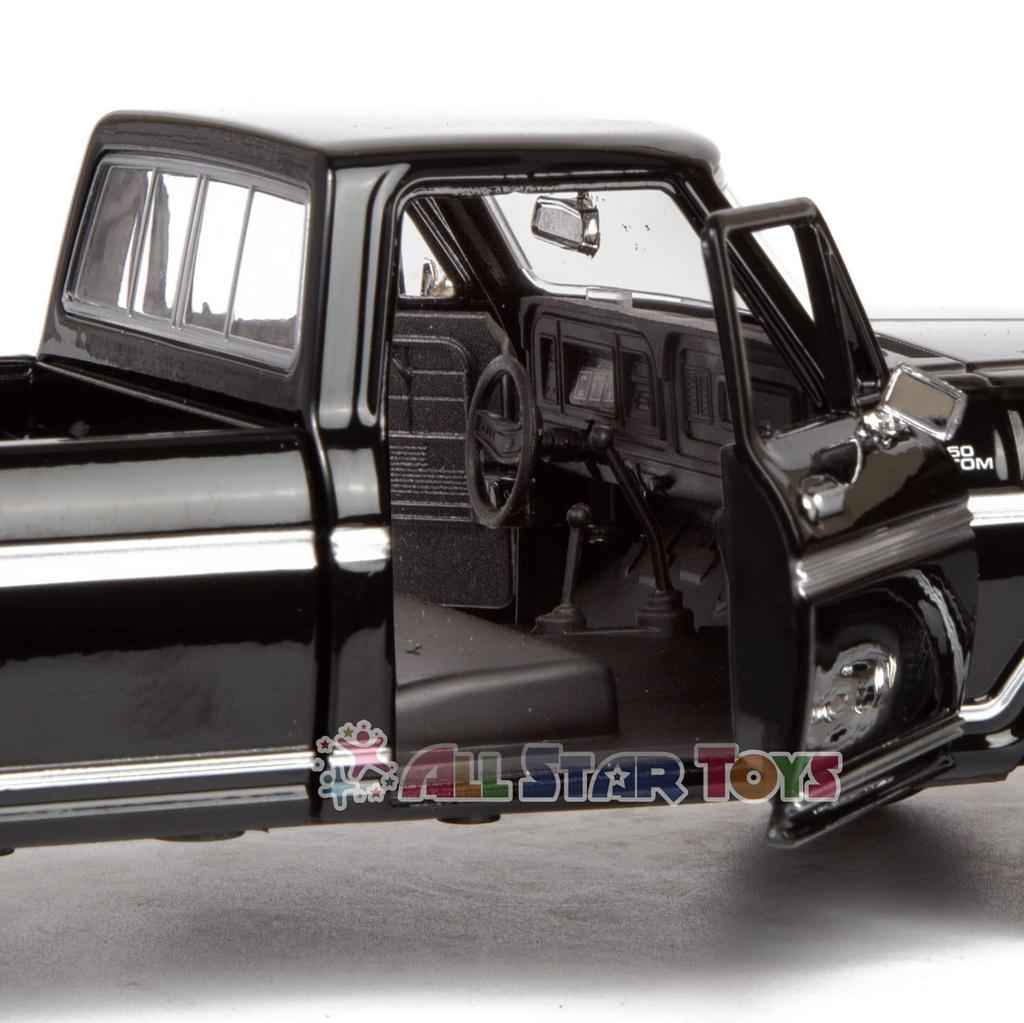 Motormax American Car Ford Diecast 1/24 Scale F-150 1979 Pickup Truck (Black) 79346