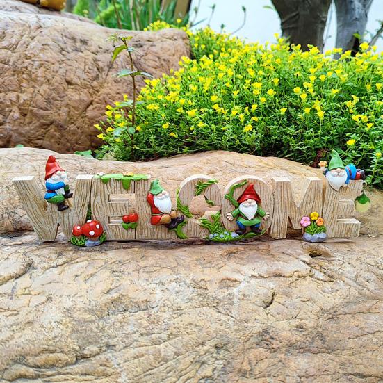 Dwarf Welcome Sign Resin Cartoon Dwarf Ornament Garden Gnome Letter Welcome Sign for Home Office