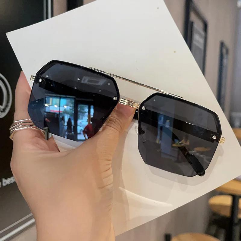 Новые градиентные солнцезащитные очки для мужчин Модные металлические солнцезащитные очки с большой оправой Дизайнерский бренд Роскошные очки для мужчин UV400