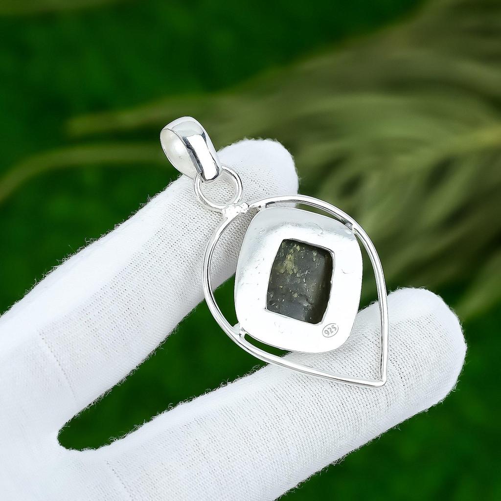 Элегантная подвеска из стерлингового серебра с драгоценным камнем черный солнечный камень для сакральной чакры