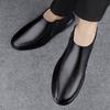 2024 Осень и зима Мужские классические черные удобные теплые хлопковые туфли средней высоты с боковой молнией Модные мужские повседневные ботинки челси