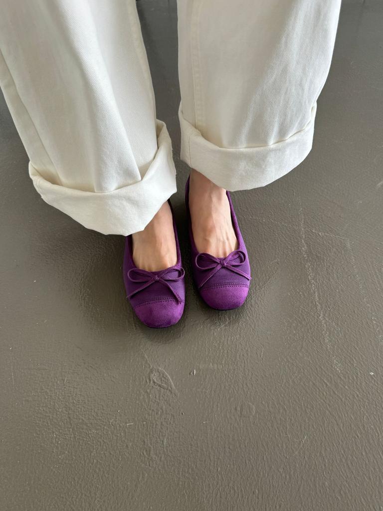 2025 New Autumn and Winter Sloping Heel Shallow Mouth Versatile Satin Bow Women's Single Shoes Doudou Pregnant Women's Single Shoes