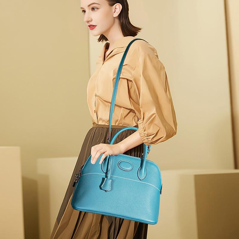 New Leather Fashionable Versatile Shoulder Bag, Original First-layer Cowhide Large-capacity High-end Portable Shell Bag for Women