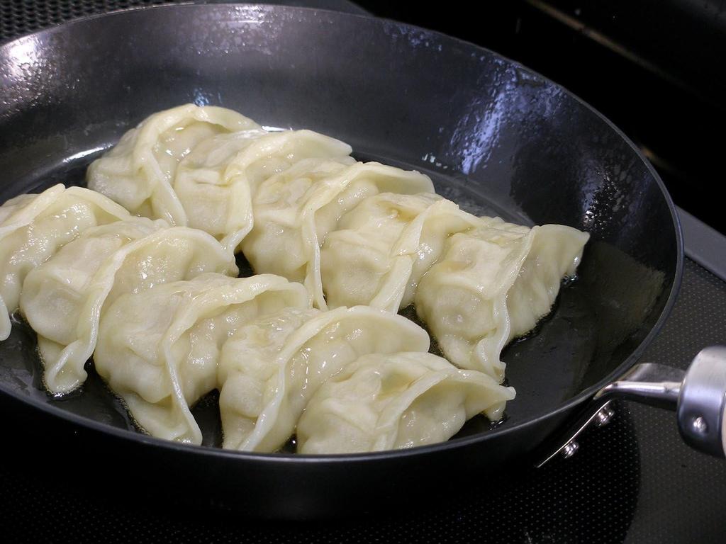 River Light Goku JAPAN Thick Iron Frying Iron Nitride Induction Rust Made In J2328 Pan, 28cm, Finish, Compatible, Resistant, Japan,