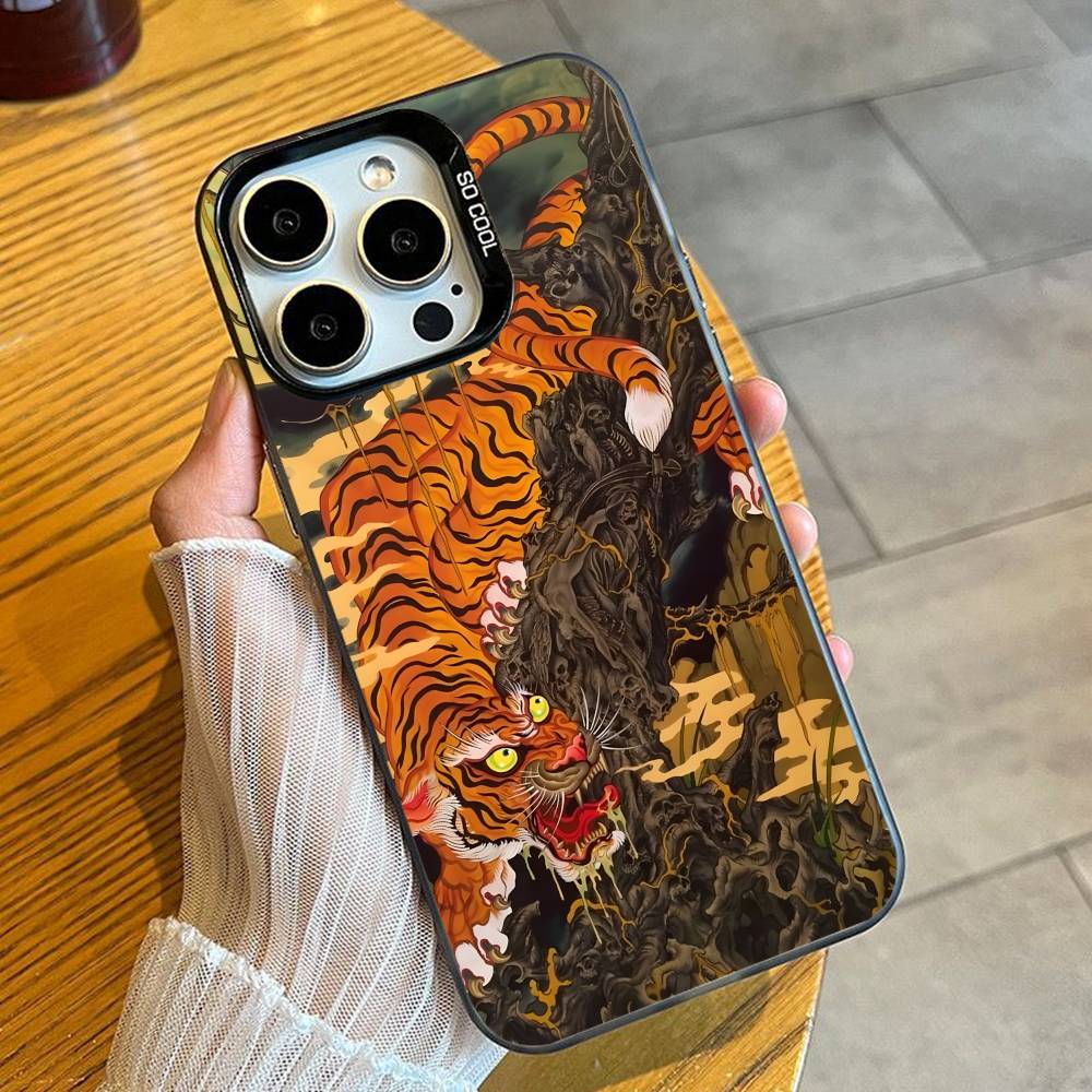 Ukiyo-e Style Tiger Tortoise Print Phone Case For iPhone 16 17 15 14 12 13 Pro Max Black Candy Matte Shockproof Cover