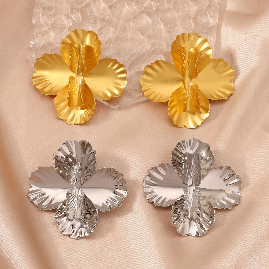 Европейский и американский хай-энд, универсальный, французский стиль, дизайн легкой роскоши, нишевый цветок, ретро-казуальные серьги, серьги-пусеты и другие аксессуары