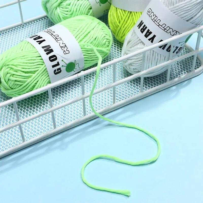 50 г Новая функциональная пряжа светящаяся в темноте пряжа для ручного вязания ковра свитера шапки шерстяная светящаяся пряжа швейные принадлежности