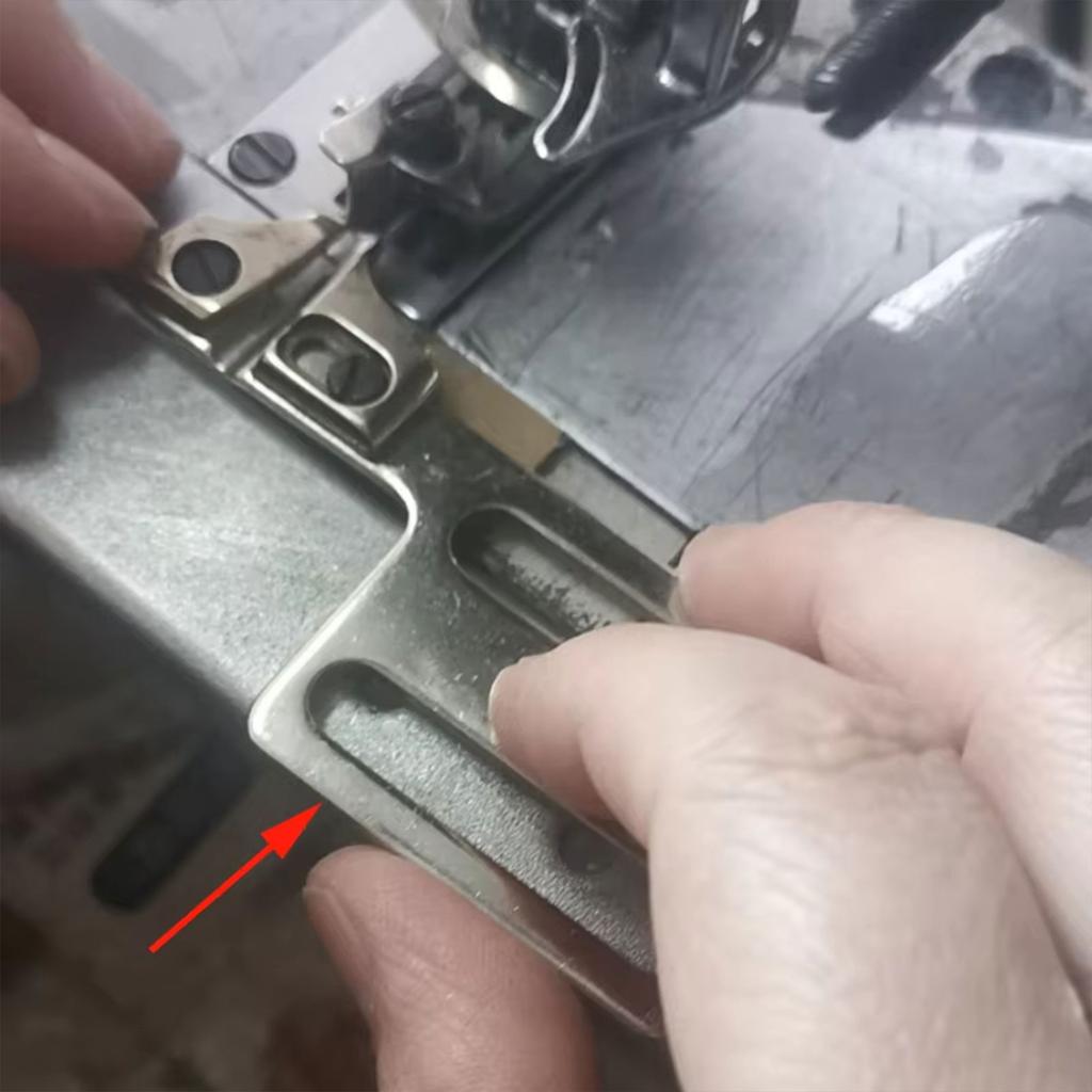 Sewing Machine Seam Guide Attachment Metal Hemming Guide Tool for W500 Industrial Coverstitch Sewing Machine