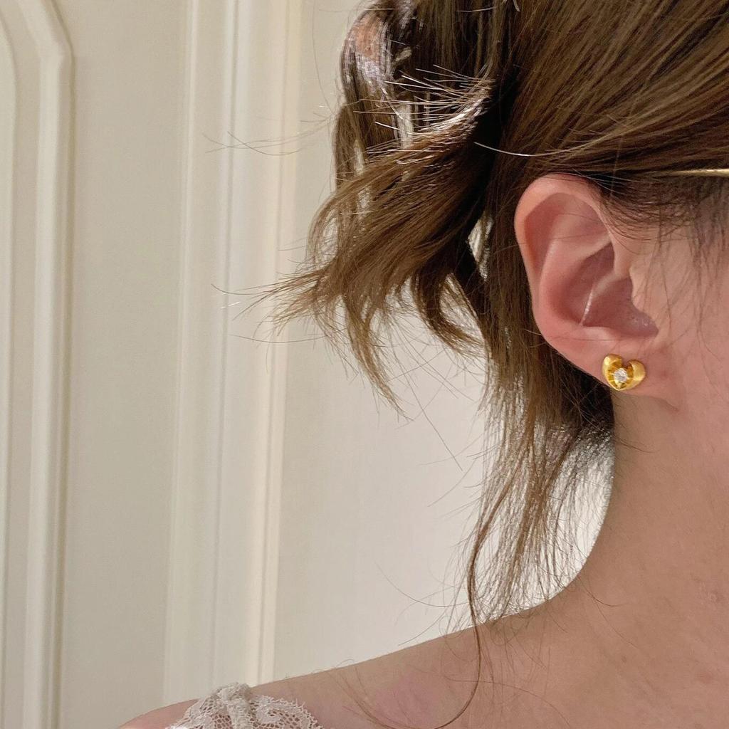 Горячая распродажа флэш-алмазные плавающие серьги-сердечки корейский стиль прохладное ощущение легкая роскошь высококачественный нишевый нишевый