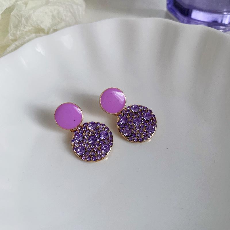 Фиолетовые серьги-пусеты в виде сердца с подтеками и цветком: Модный, Высококлассный и Свежий для Лета.