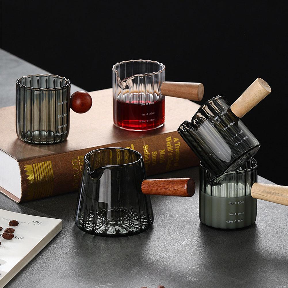 75ml Scale Measure Mug with Wood Handle Glass Measuring Cup with Spout Milk Frothing Pitcher Clear Glass Espresso Accessories