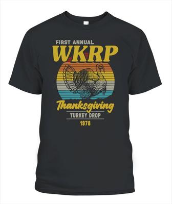 День Благодарения WKRP Сброс индейки 1978 года В Цинциннати Ретро Смешной Подарок Футболка