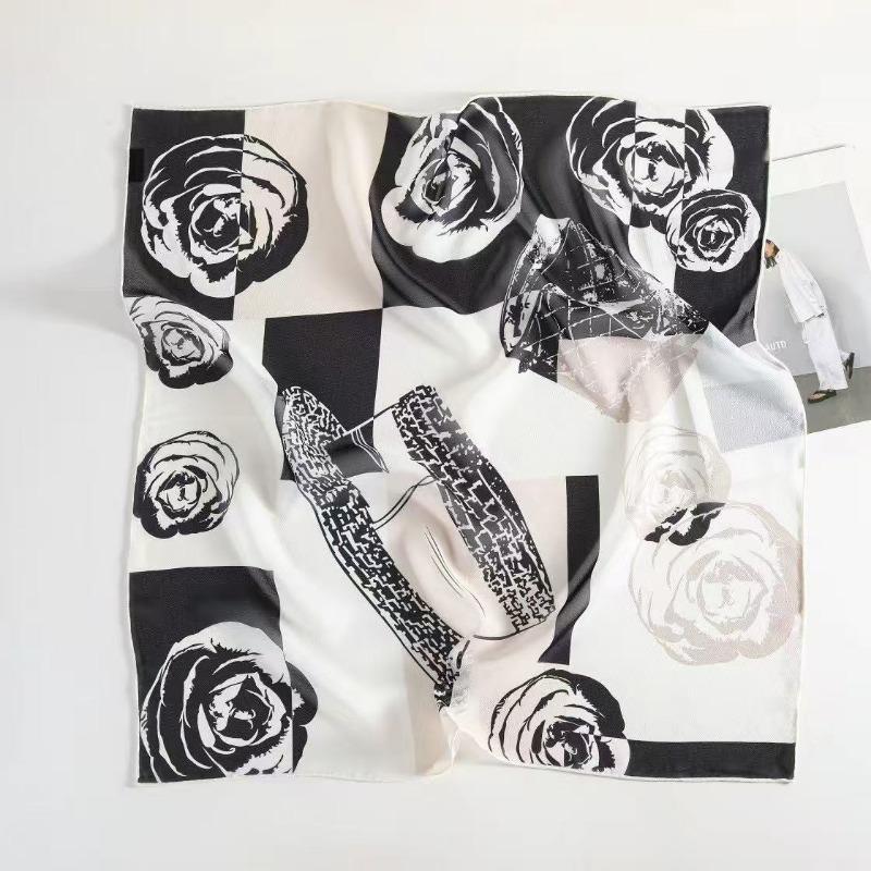 Spring and Summer New 100% Mulberry Silk Georgette Silk Scarf Women's Retro Lazy Chinese Square Scarf Premium Scarf Accessories