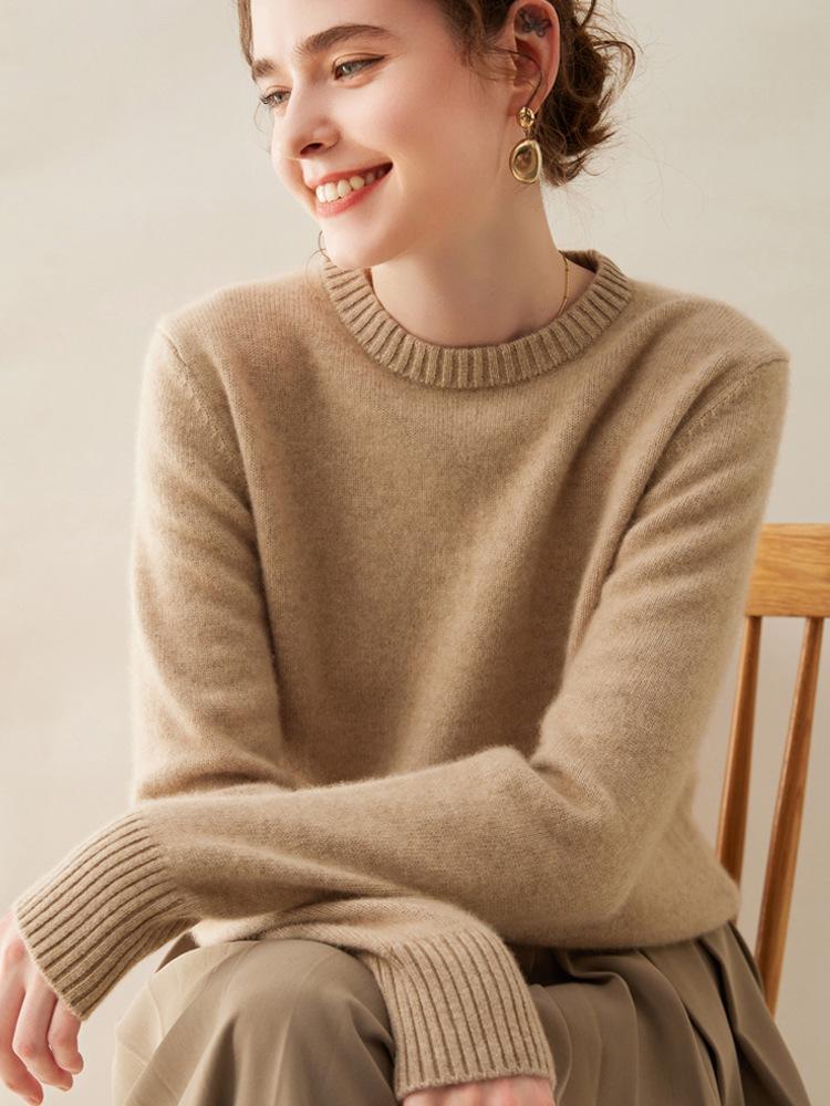 Women's Classic Round Neck Cashmere Sweater - Thickened Autumn/Winter Loose Knitwear Base Layer