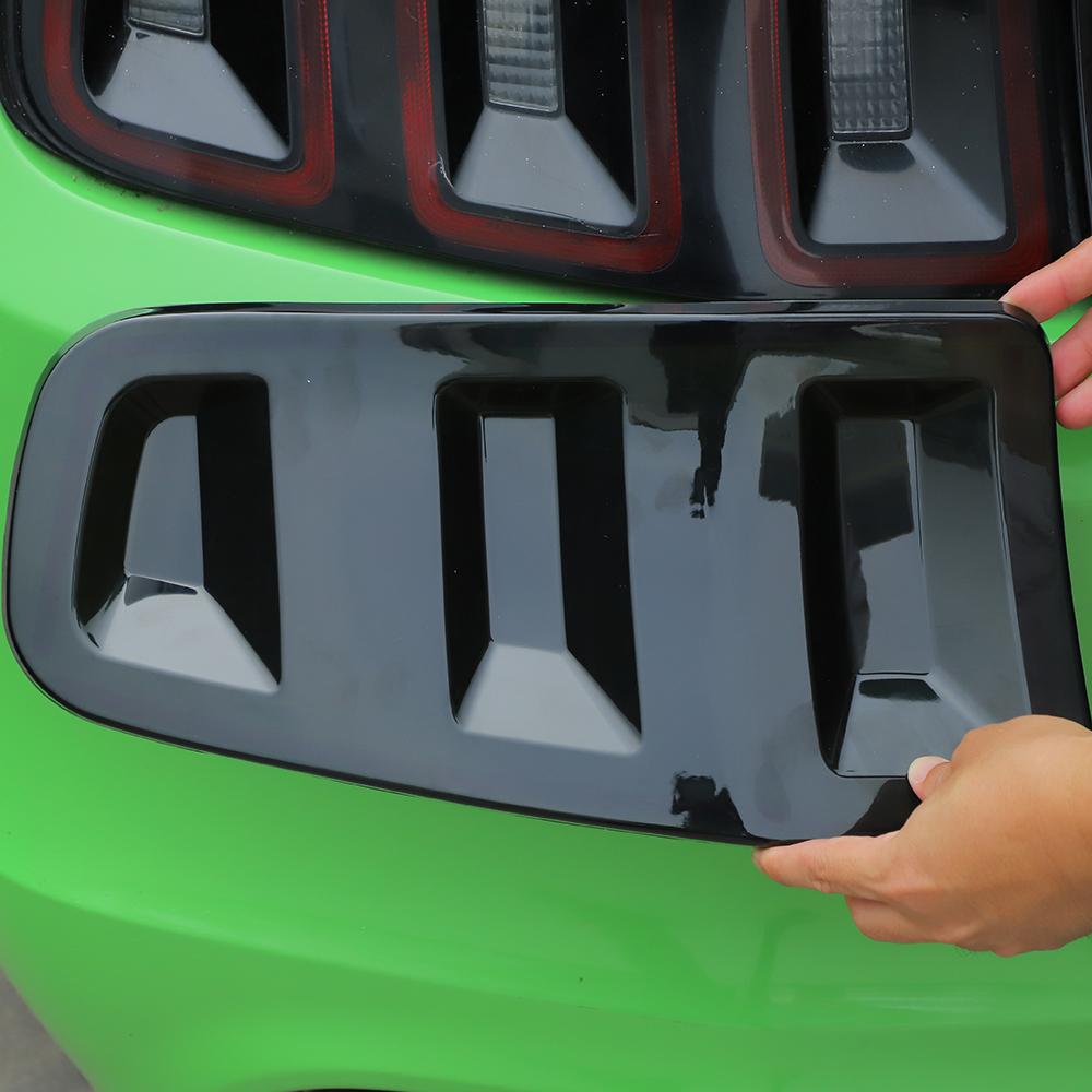 Декоративная крышка заднего фонаря, наклейки на лампу заднего фонаря, пригодные для Ford Mustang 2010-2014, автомобильные аксессуары из АБС-пластика, черный копченый