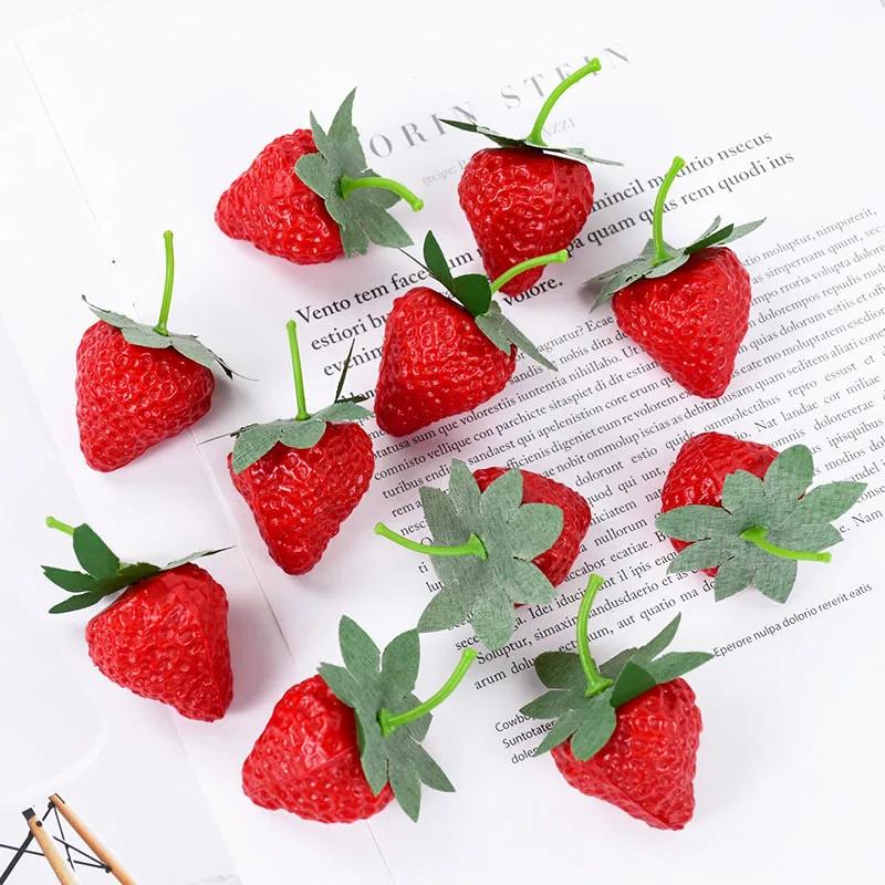 20 шт. Искусственная клубника DIY Искусственные фрукты Симуляция Пластик Поддельный фрукт Вечеринка Реквизит Украшение Дом Свадьба Декор