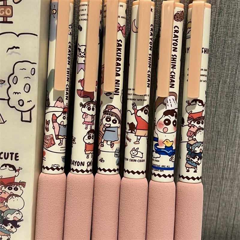 6 шт. гелевая ручка Kawaii Crayon Shin-Chan, быстросохнущие черные чернила для письма, гладкая мягкая ручка, милые канцелярские принадлежности для студентов, офисные принадлежности