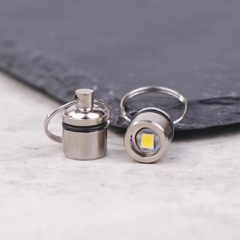 2Pcs Mini Led Light Key Chain Luminated Keyring Pendant Colorful Mini Electronic Light Keyring Flashlight Lamp Keychain