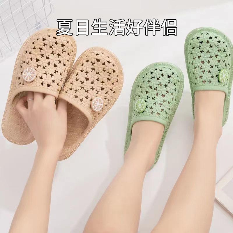 2024 новые классные тапочки женские летние тапочки с сумкой на голову полутапочки сандалии с мягкой подошвой дырявые туфли мода ленивый дом