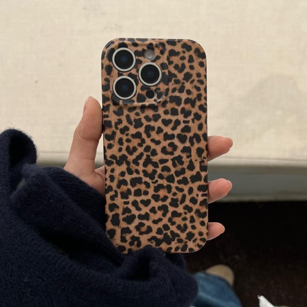 For iPhone 15 Pro Case Retro Leopard Print TPU Phone Cover