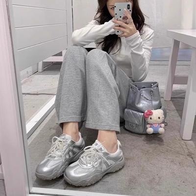 Женская обувь – Кроссовки