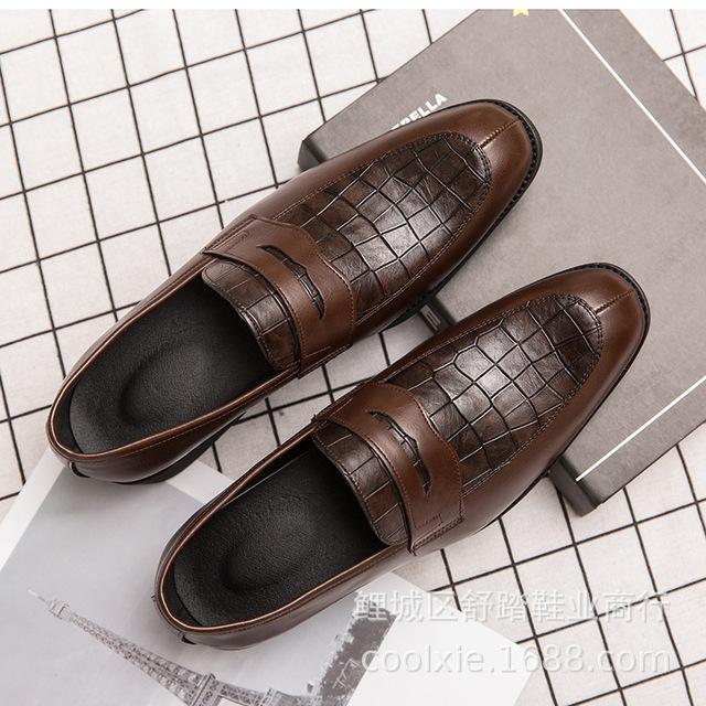 Men'S Pointed Toe Shoes British Casual Large Size 47 Retro Trendy Shoes H613