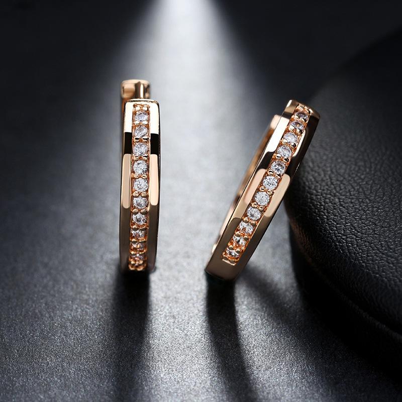 Brass Earrings Female Korean Version Simple Personality Small Fresh Earrings Temperament Earrings Diamond Zircon